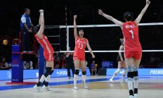 世界女排联赛北京站揭幕 新一届中国女排首秀迎开门红